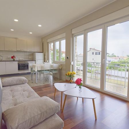 אומאג Apartment Patrik By Rent Istria מראה חיצוני תמונה