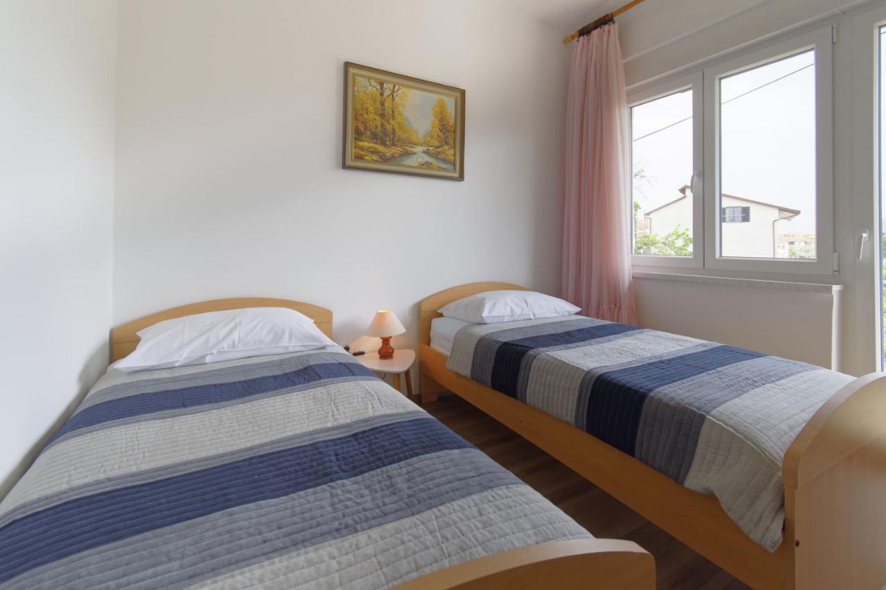 אומאג Apartment Patrik By Rent Istria מראה חיצוני תמונה