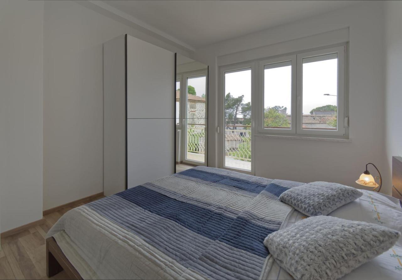 אומאג Apartment Patrik By Rent Istria מראה חיצוני תמונה